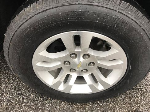 Used 2018 Chevrolet Silverado 1500 LT w/ All Star Edition image 26