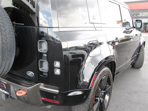 Used 2020 Land Rover Defender 110 X AWD/4WD image 44