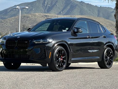 Used 2023 BMW X4 M40i w/ Shadowloine Package AWD/4WD image 7
