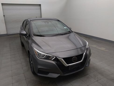 Used 2020 Nissan Versa SV FWD image 14