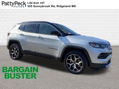 Used 2025 Jeep Compass Limited AWD/4WD image 1