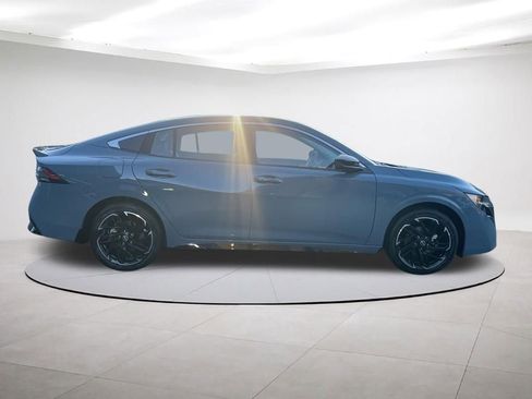 New 2026 Nissan Sentra SR w/ SR Premium Package FWD image 6