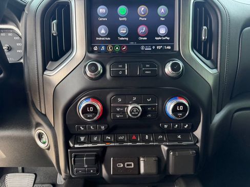 Used 2022 GMC Sierra 3500 Denali AWD/4WD image 36