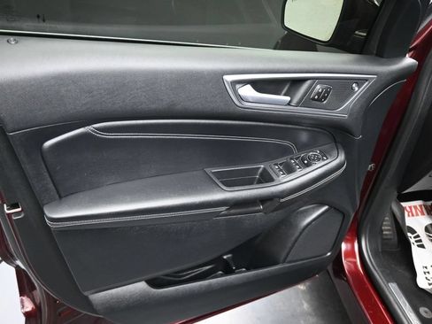 Certified 2023 Ford Edge Titanium AWD/4WD image 7
