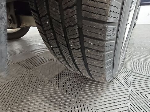 Used 2014 RAM 1500 Express image 34