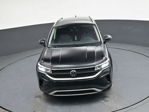 Used 2024 Volkswagen Taos SE image 36