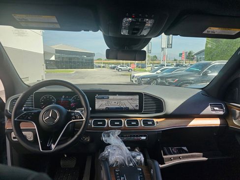 Used 2026 Mercedes-Benz GLE 450 4MATIC image 9