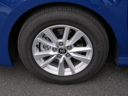 Certified 2025 Toyota Camry LE AWD/4WD image 15