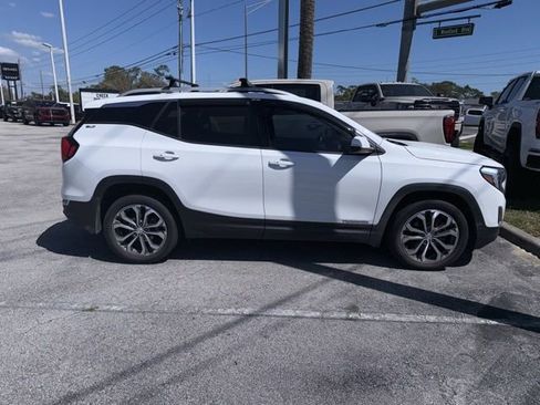 Used 2020 GMC Terrain SLT w/ Preferred Package image 4