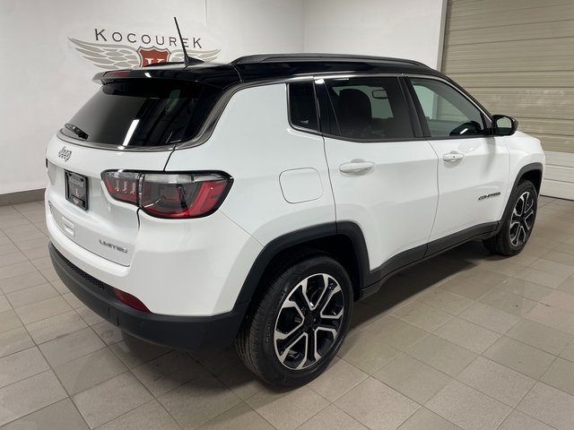 Used 2024 Jeep Compass Limited AWD/4WD image 6