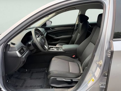 Used 2019 Honda Accord LX image 15