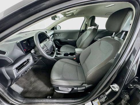 Used 2025 Kia K4 FWD image 13