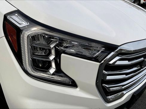 Used 2022 GMC Terrain SLT image 27