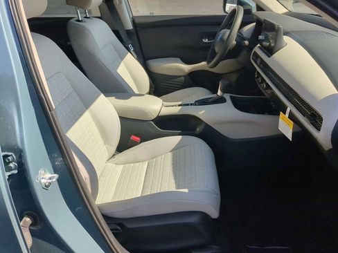 New 2026 Honda HR-V LX image 25
