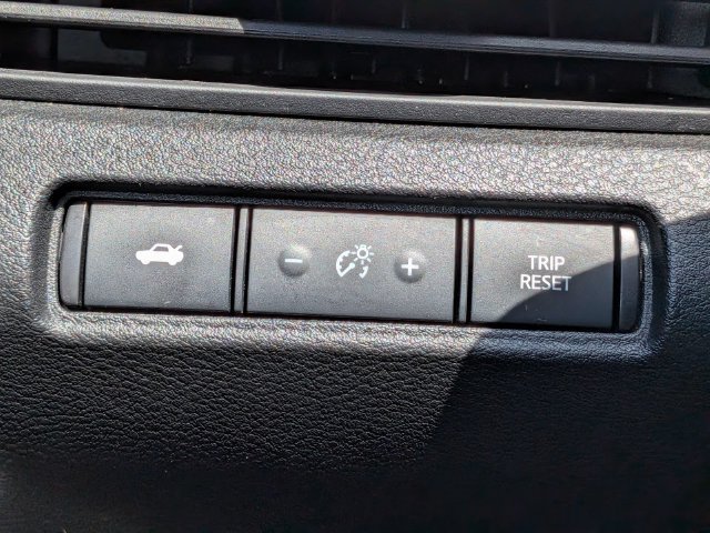 Used 2025 Nissan Altima 2.5 SR FWD image 22