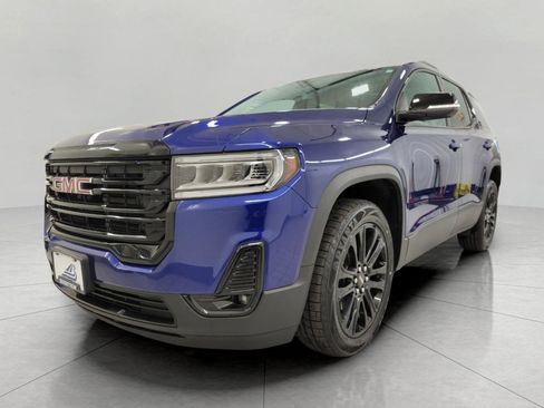 Used 2023 GMC Acadia SLT w/ Elevation Edition image 13