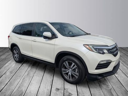 Used 2017 Honda Pilot EX-L image 3