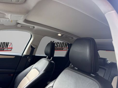 Used 2021 Ford Escape Titanium w/ Titanium Elite Package image 22