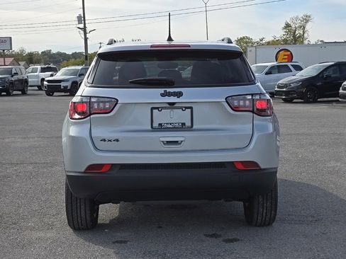 New 2026 Jeep Compass Latitude image 6