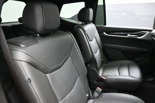 Used 2025 Cadillac XT6 Premium Luxury AWD/4WD image 30