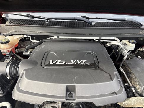 Used 2015 GMC Canyon SLT image 28