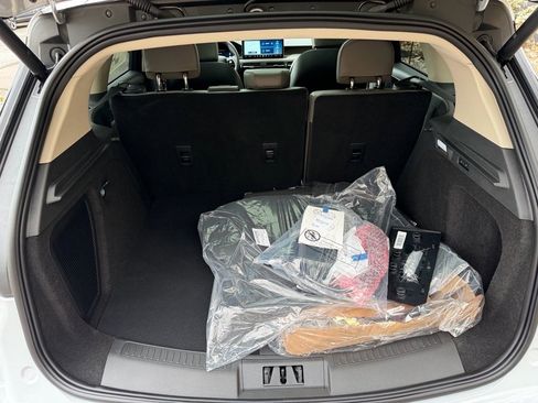 New 2026 Lincoln Corsair Grand Touring image 17