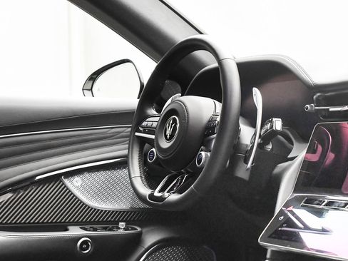 Used 2024 Maserati GranTurismo Modena image 43