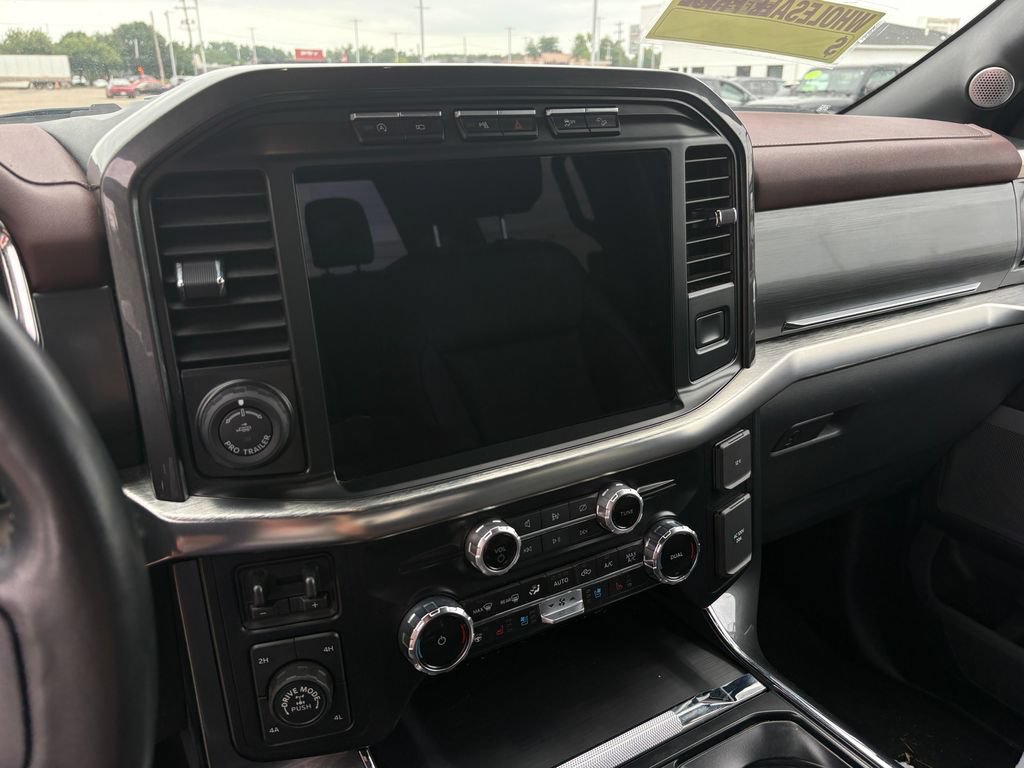 Used 2023 Ford F150 Lariat w/ Equipment Group 502A High AWD/4WD image 18