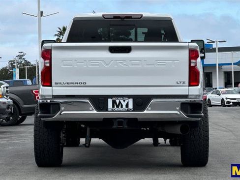 Used 2022 Chevrolet Silverado 3500 LTZ w/ LTZ Plus Package image 5