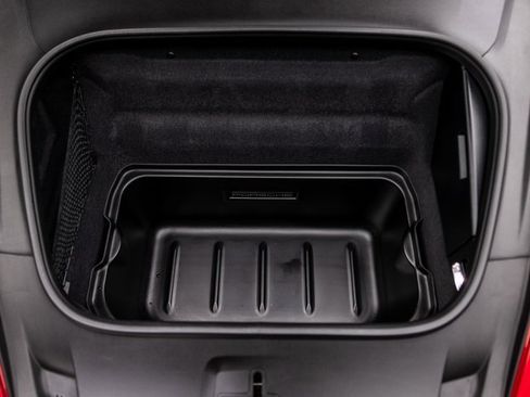 Used 2024 Porsche 911 Carrera S w/ Sport Package image 32