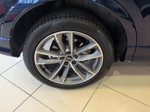 Used 2024 Audi Q3 2.0T Premium Plus w/ Premium Plus Package image 55