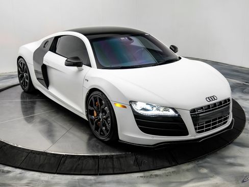 Used 2010 Audi R8 V10 image 31