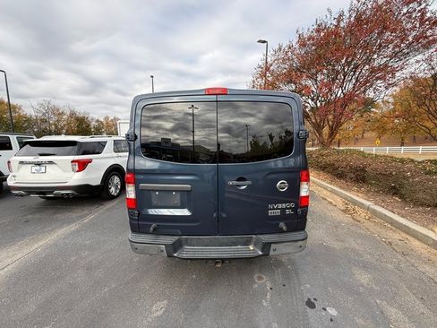 Used 2016 Nissan NV 3500 SL image 7