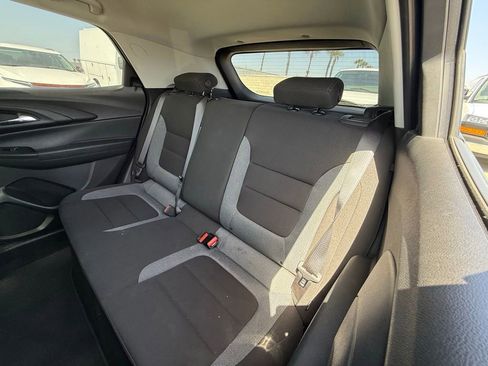 Used 2023 Chevrolet TrailBlazer LT FWD image 6