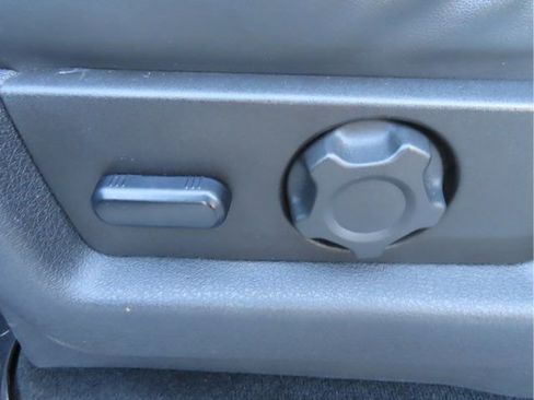 Used 2012 Ford F150 Raptor image 23