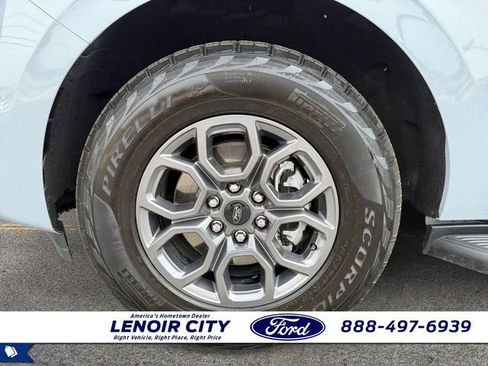 Used 2025 Ford Expedition Active RWD image 7