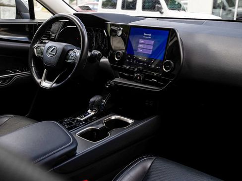Used 2024 Lexus NX 350 AWD w/ Cold Area Package image 32