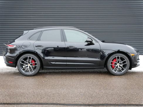 New 2025 Porsche Macan S image 24