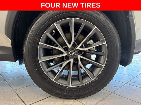 Used 2022 Lexus NX 250 FWD image 4
