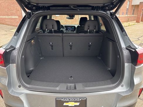 New 2026 Chevrolet TrailBlazer RS w/ Convenience Package AWD/4WD image 8