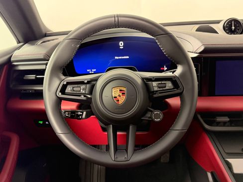 Certified 2026 Porsche Macan Electric RWD image 21