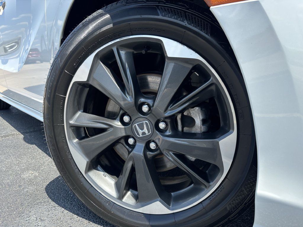 Used 2024 Honda Odyssey Elite image 9
