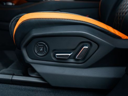 Used 2023 Lamborghini Urus S AWD/4WD image 27