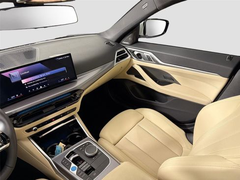 Certified 2025 BMW i4 xDrive40i w/ Premium Package AWD/4WD image 22
