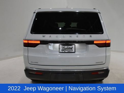 Used 2022 Jeep Wagoneer Series III w/ Premium Group I AWD/4WD image 5