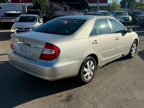 Used 2002 Toyota Camry SE image 5