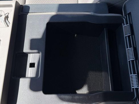 Used 2022 Ford F250 XLT image 27