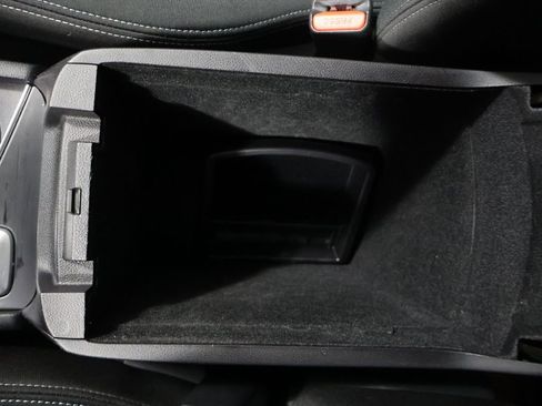 Used 2023 Subaru Ascent Premium w/ Convenience Package image 32