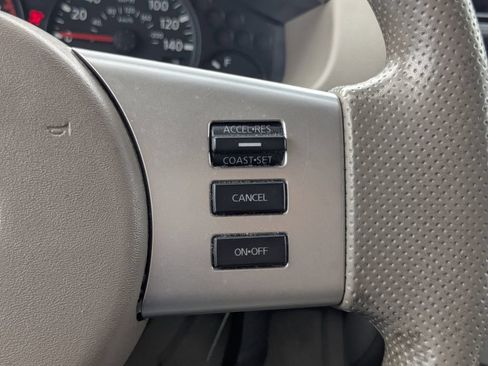Used 2015 Nissan Frontier SV w/ SV Value Truck Package RWD image 28