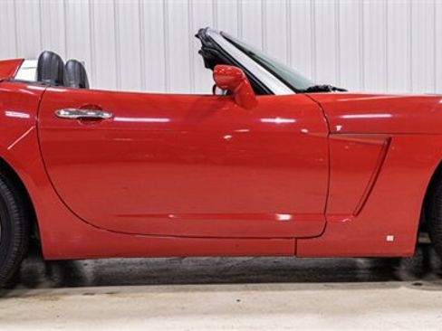 Used 2008 Saturn Sky w/ Premium Trim Package RWD image 16
